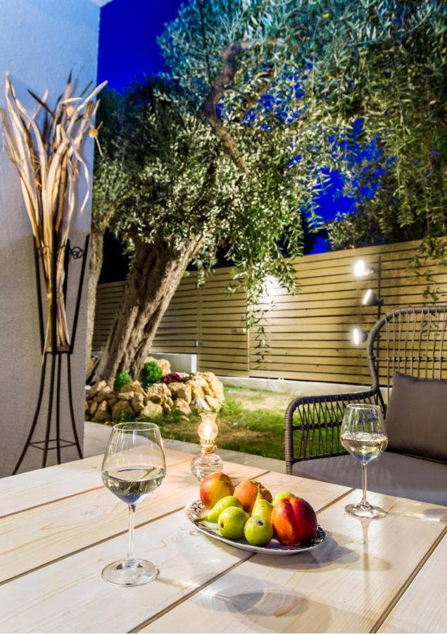 4 Iliopetra Ferienhaus *